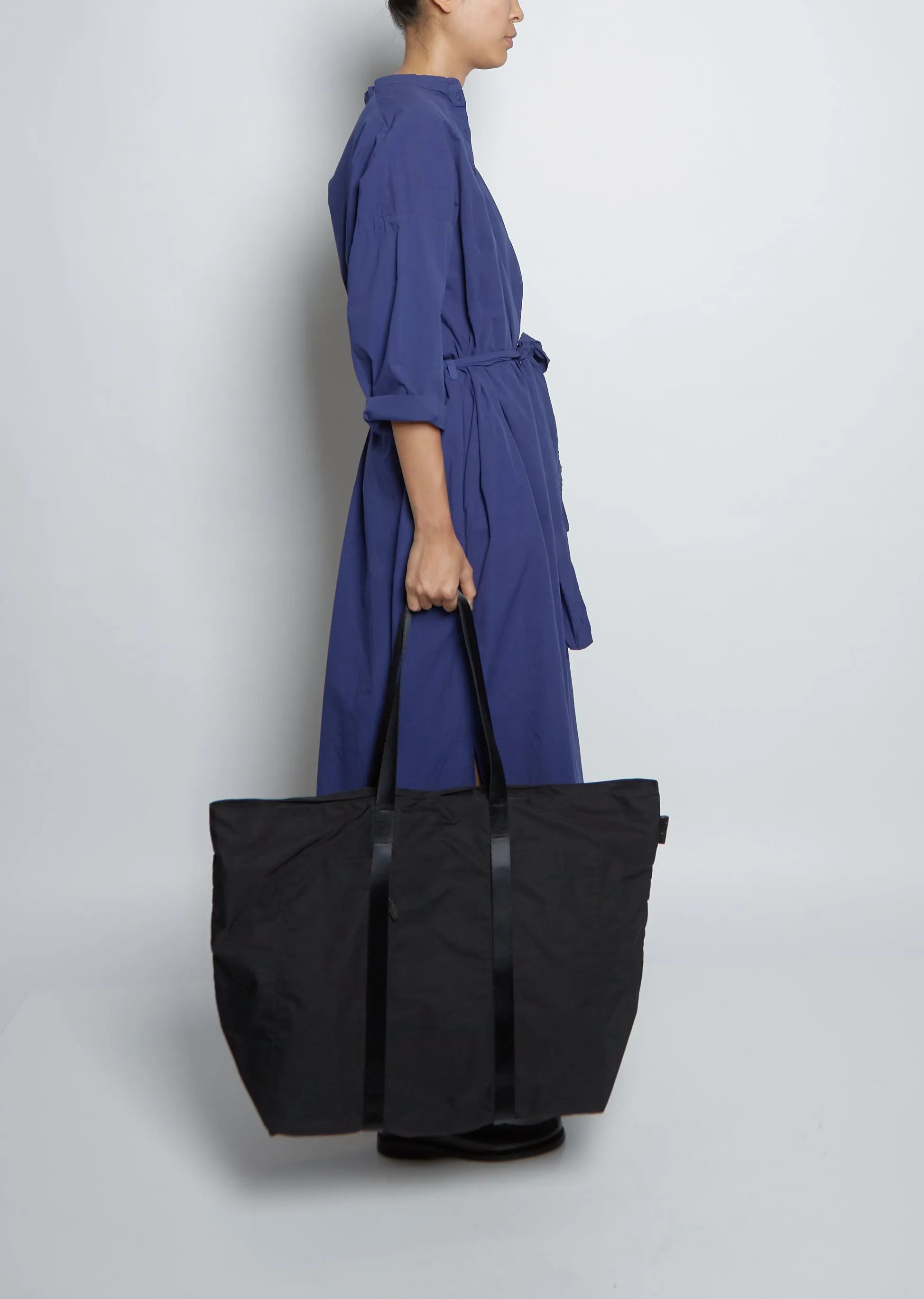 Gabardine Tote L — Black