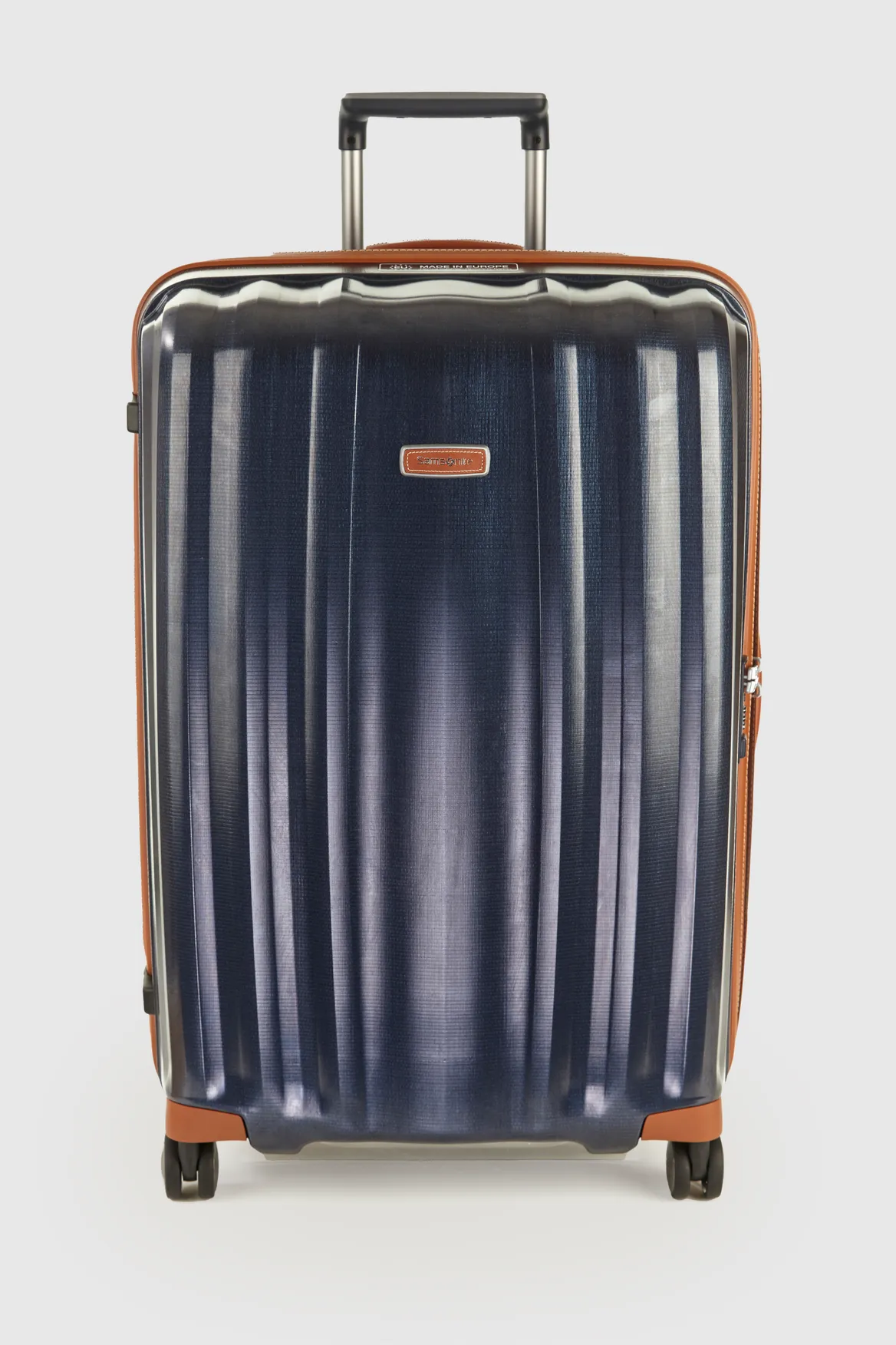 Lite Cube Deluxe 82cm Suitcase