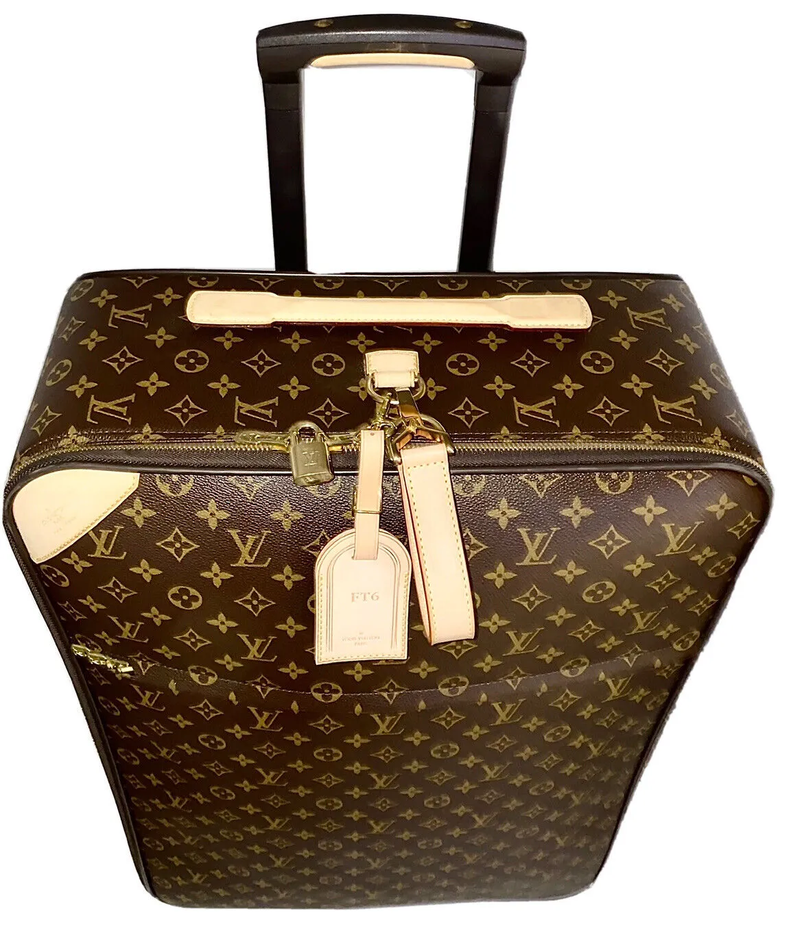 Louis Vuitton Pegase 70 Classic Bag Rolling Unisex Suitcase w/ Garment Bag 🎉