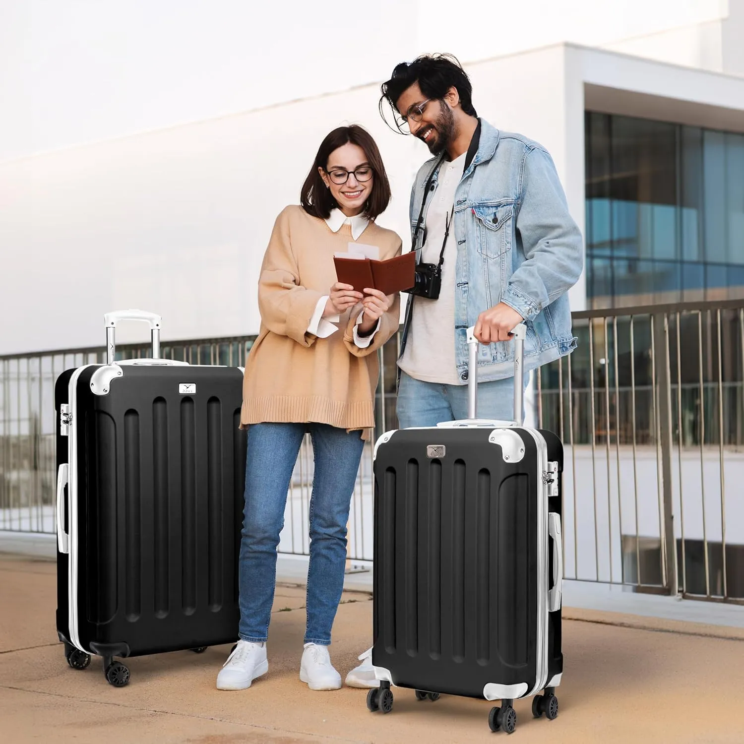 Skywander 2pc 24in & 28in Suitcase - Black/White