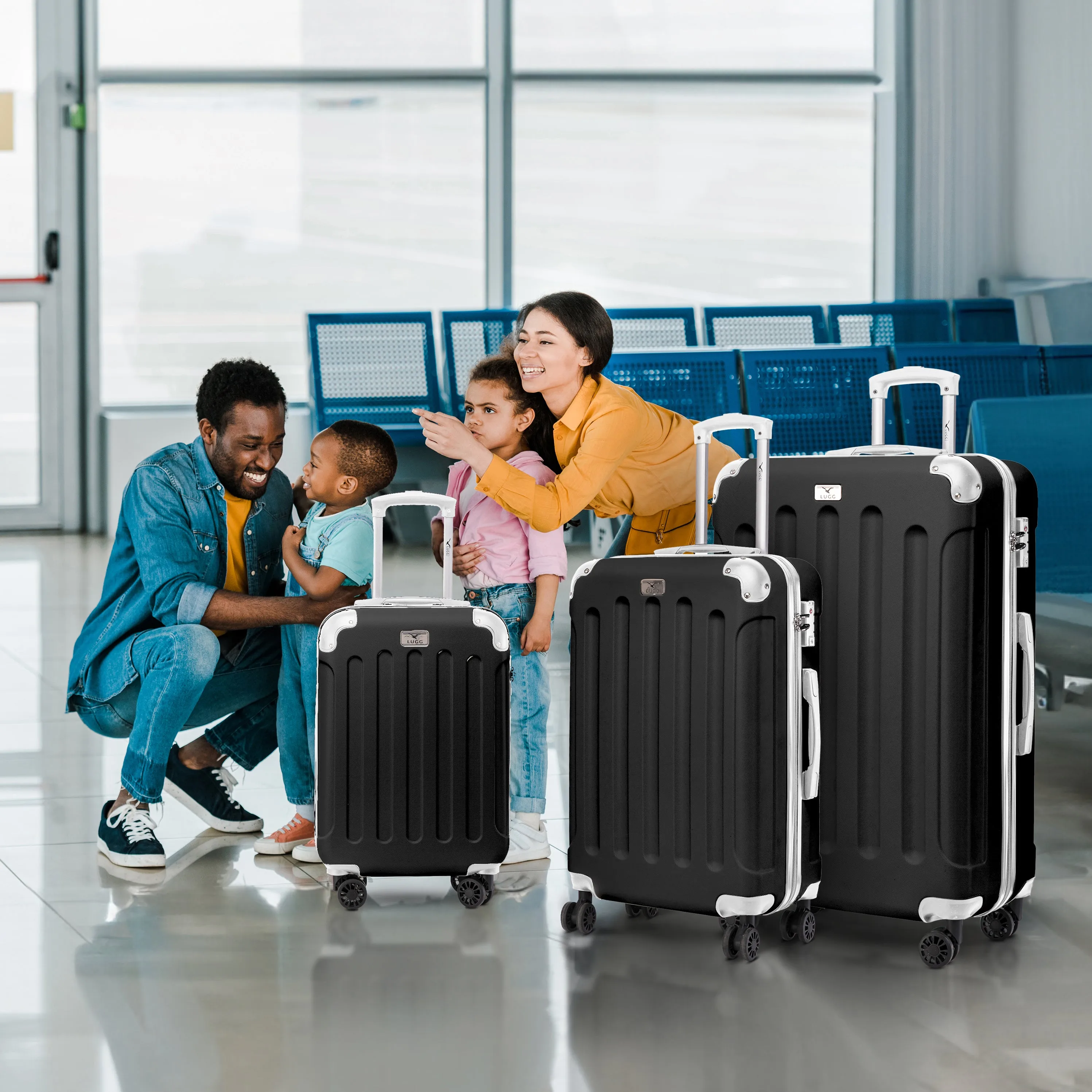 Skywander 3pc Suitcase Set in Black & White