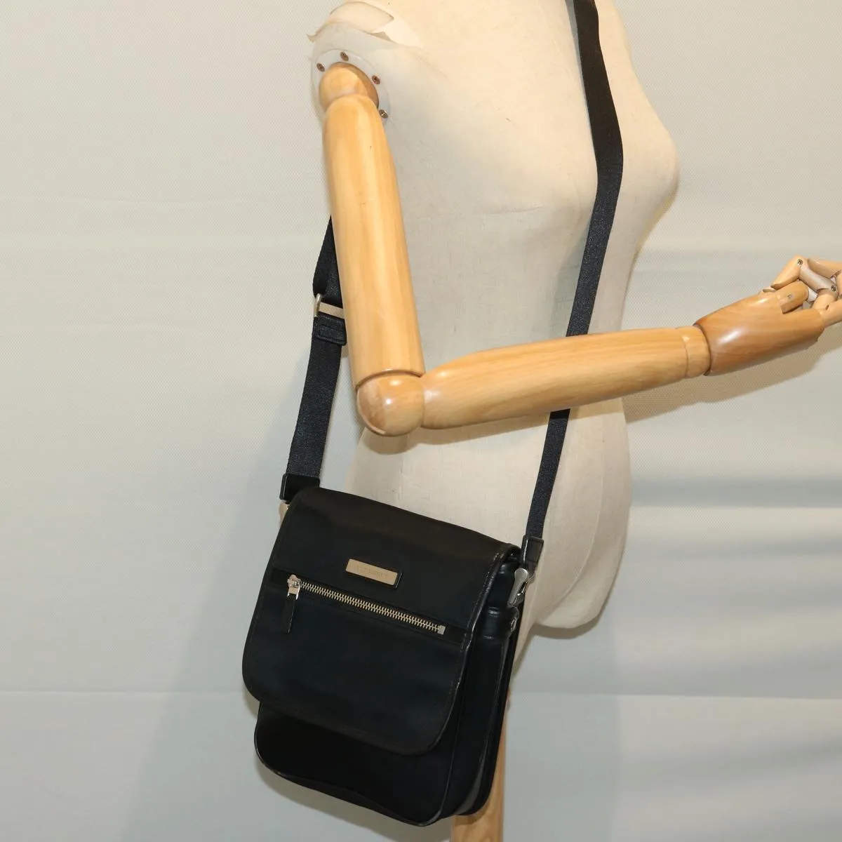 Trendy Inspired Burberry Shoulder Bag Nylon Black Auth Bs12201