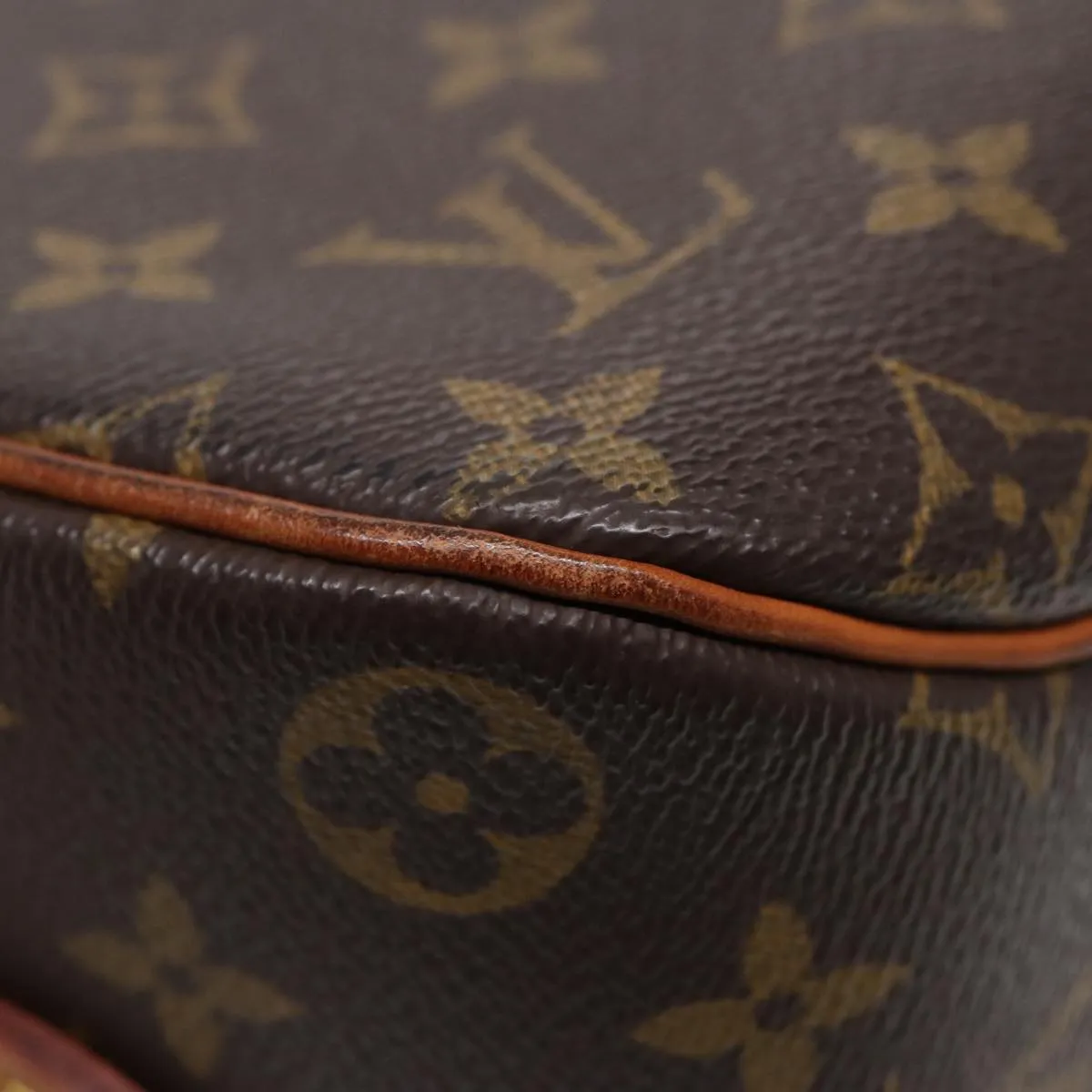 Trendy Inspired Louis Vuitton Besace Shoulder Bag