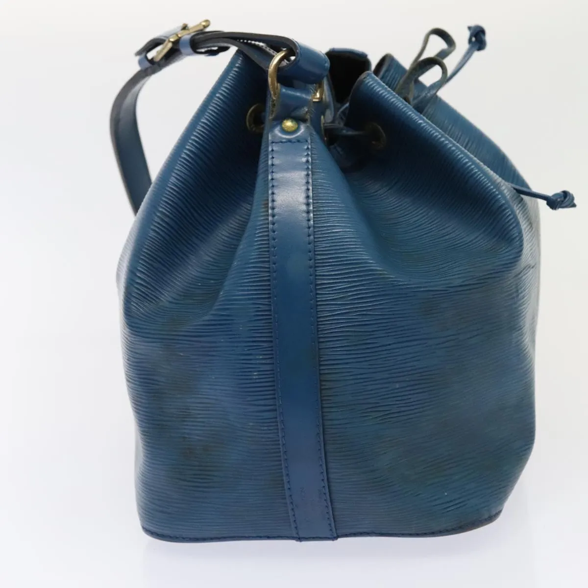 Trendy Inspired Louis Vuitton Epi Petit Noe Shoulder Bag Blue M44105 Lv Auth 75543