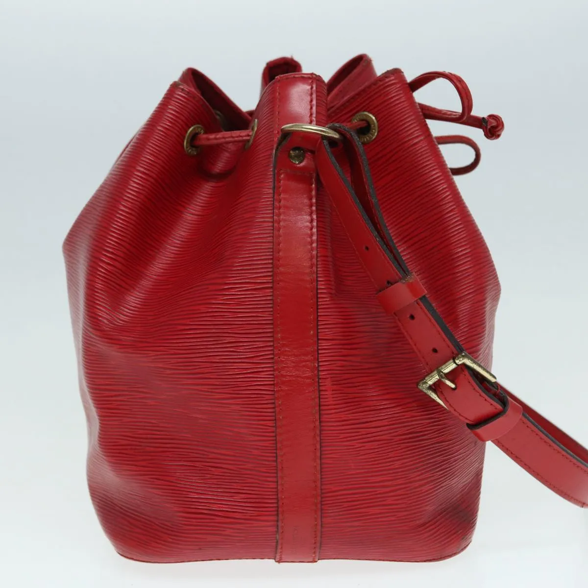 Trendy Inspired Louis Vuitton Epi Petit Noe Shoulder Bag Red M44107 Lv Auth Bs17209